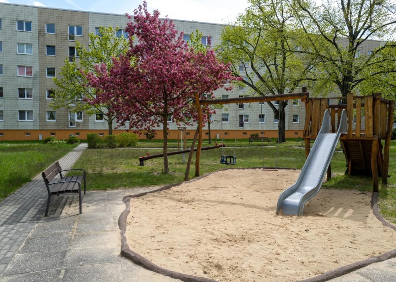 Zentrumsnahe Leipzig-Apartments, Nahe Ufz Und Bmw Inkl Parkplatz Und Fahrraeder Eksteriør bilde